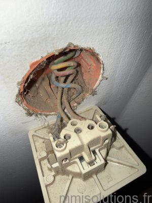 remplacer une prise électrique